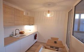 Renovated Flat With Loggia - Gare Part-Dieu 5Min